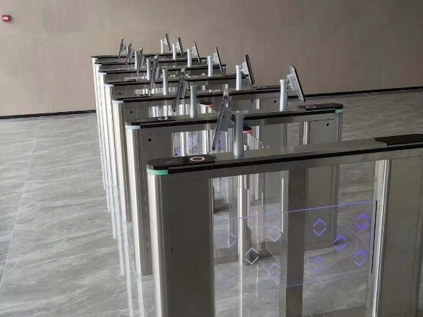 人臉識別門禁系統