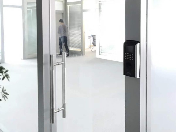 智能門禁系統保障安全，能夠很好的提升用戶安全感