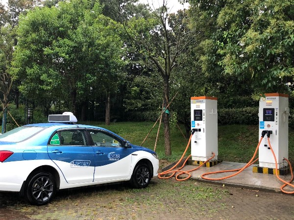 電動汽車充電樁安裝智能視頻監控系統